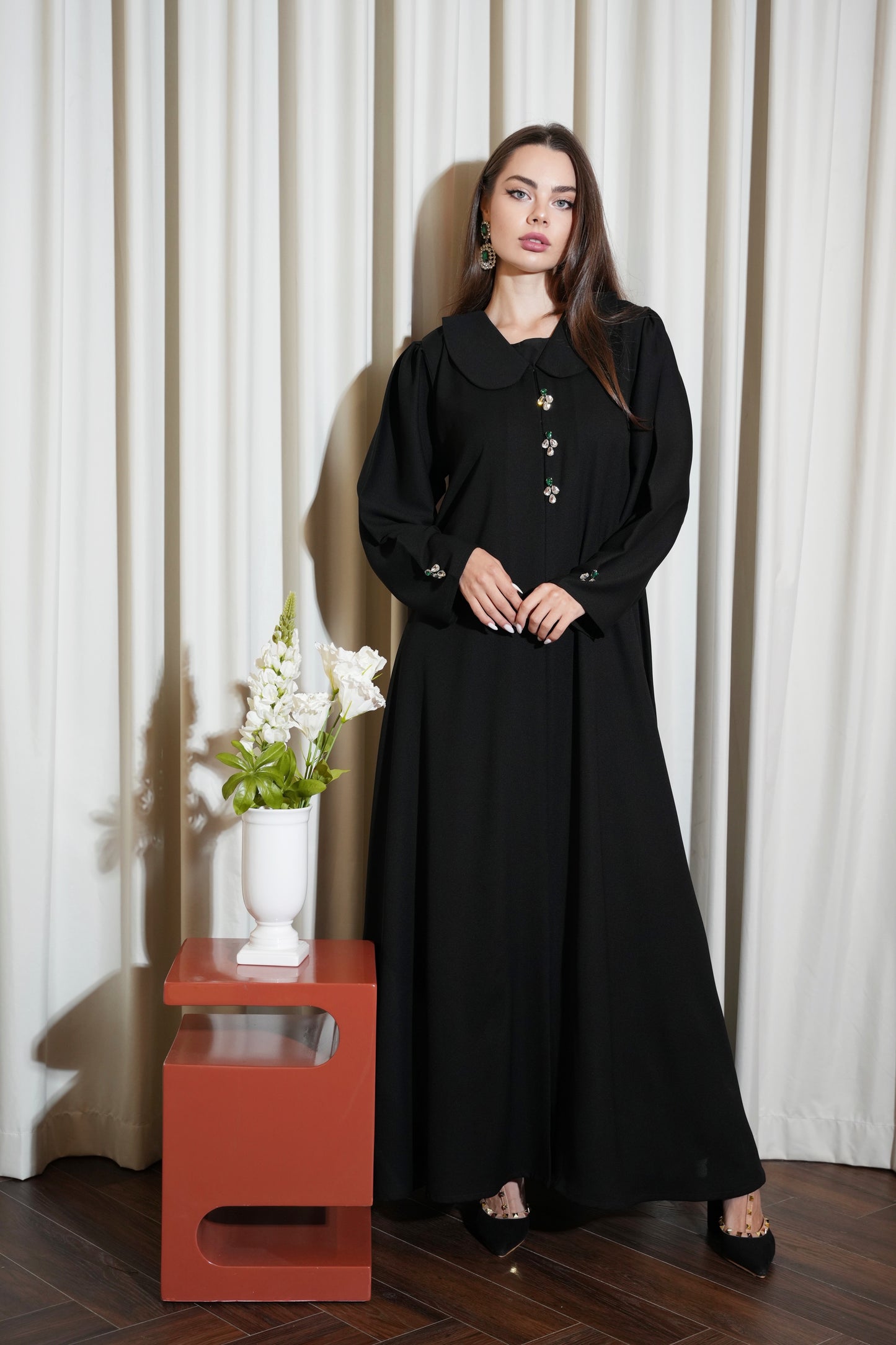 Jewelina Abaya